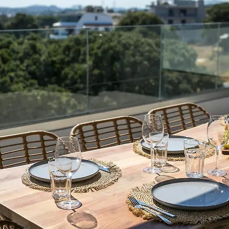 Rodos Nest With Terrace And Seaview Apartamento *