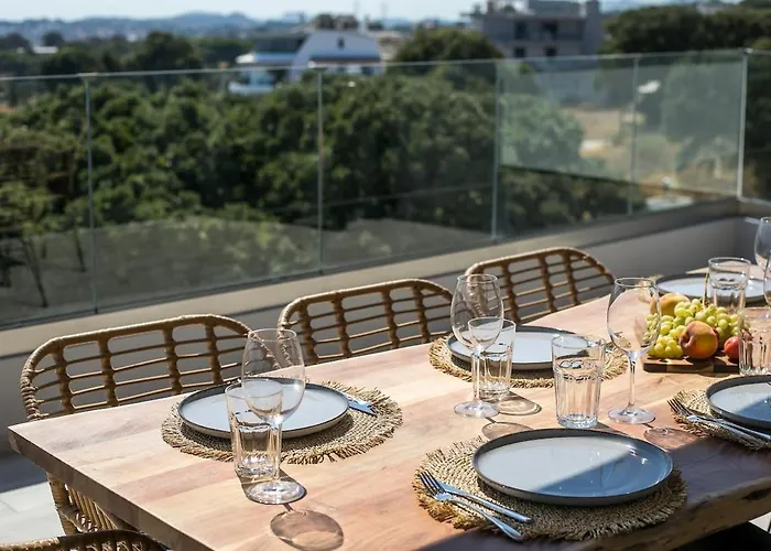 Rodos Nest With Terrace And Seaview شقة *