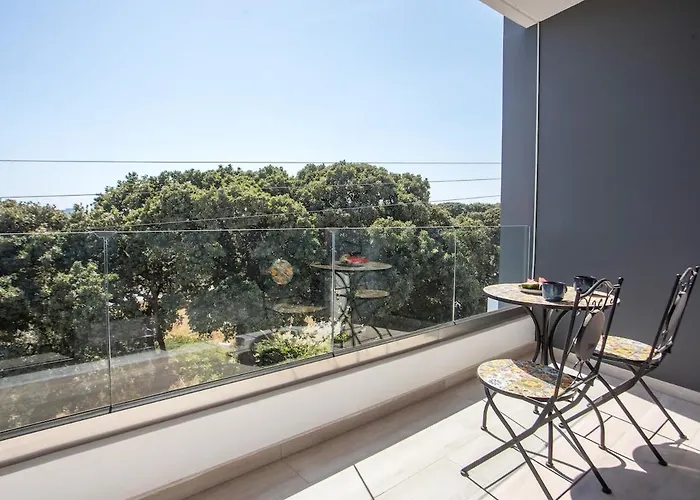 Rodos Nest With Terrace And Seaview *